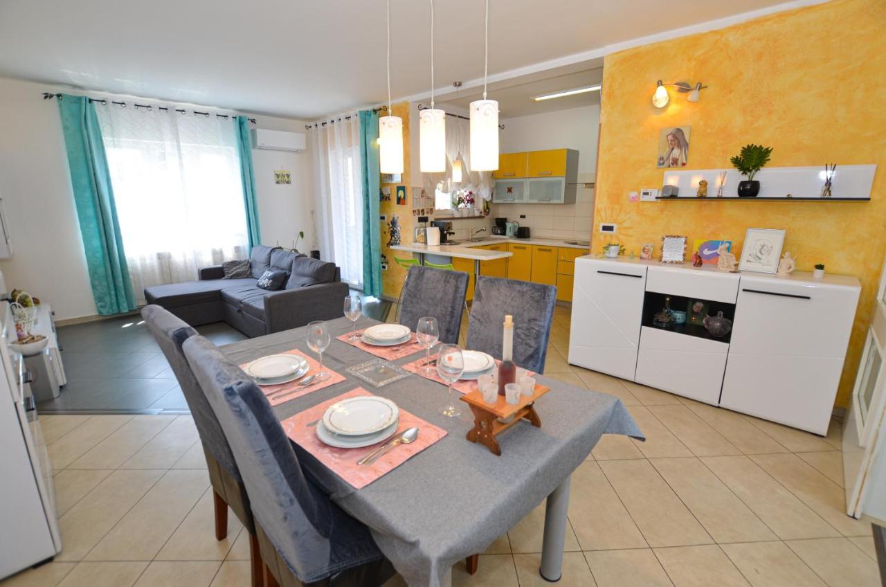 Noemi & Ana Apartment روفينج المظهر الخارجي الصورة